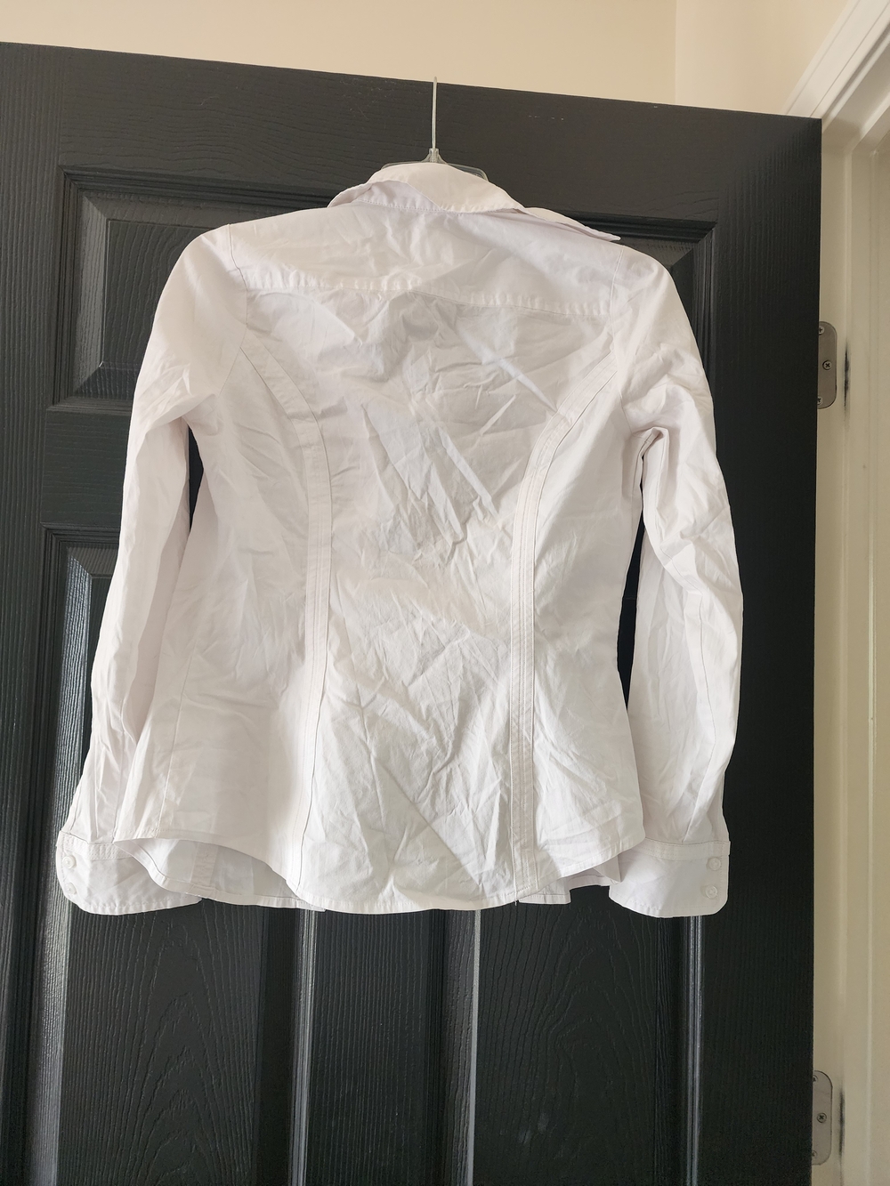 Express Women's White Fitted Button-Down Shirt - Picture 2 of 3
